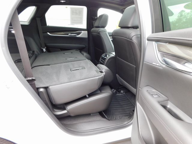 Used 2022 Cadillac XT5 Sportv w/ Technology Package image 27