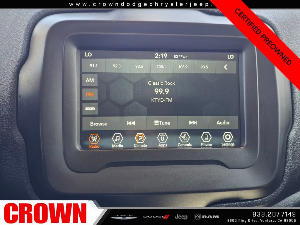 Certified 2020 Jeep Renegade Latitude w/ Cold Weather Group AWD/4WD image 29
