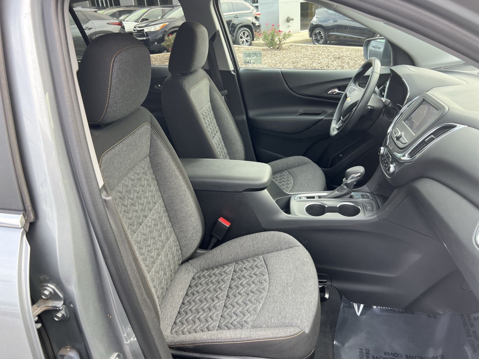 Used 2024 Chevrolet Equinox LT AWD/4WD image 25