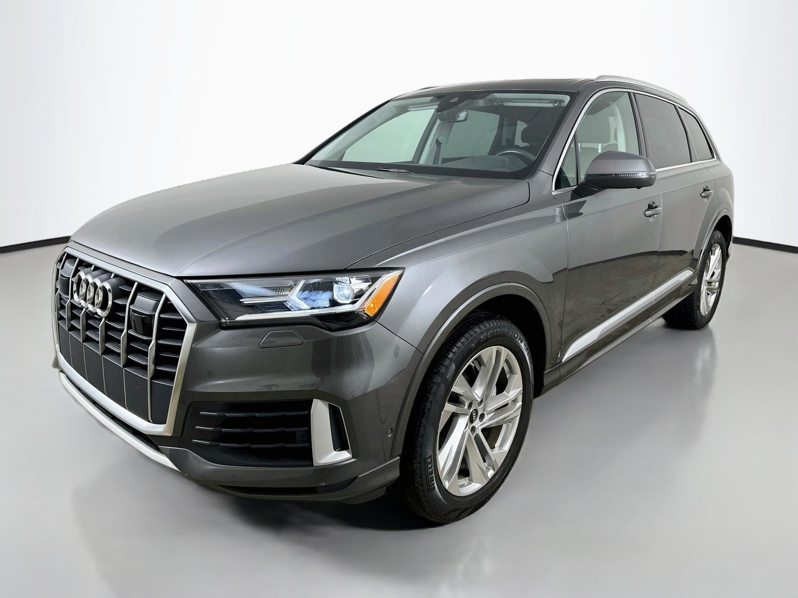 Used 2023 Audi Q7 3.0T Premium Plus AWD/4WD image 1