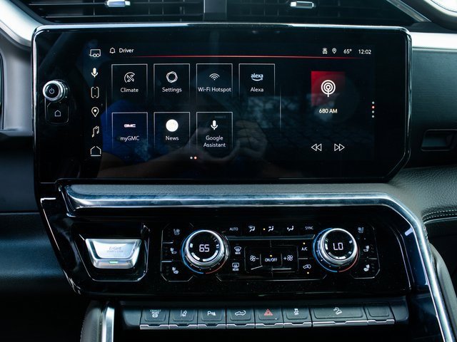 Used 2025 GMC Sierra 2500 Denali w/ Denali Reserve Package image 16