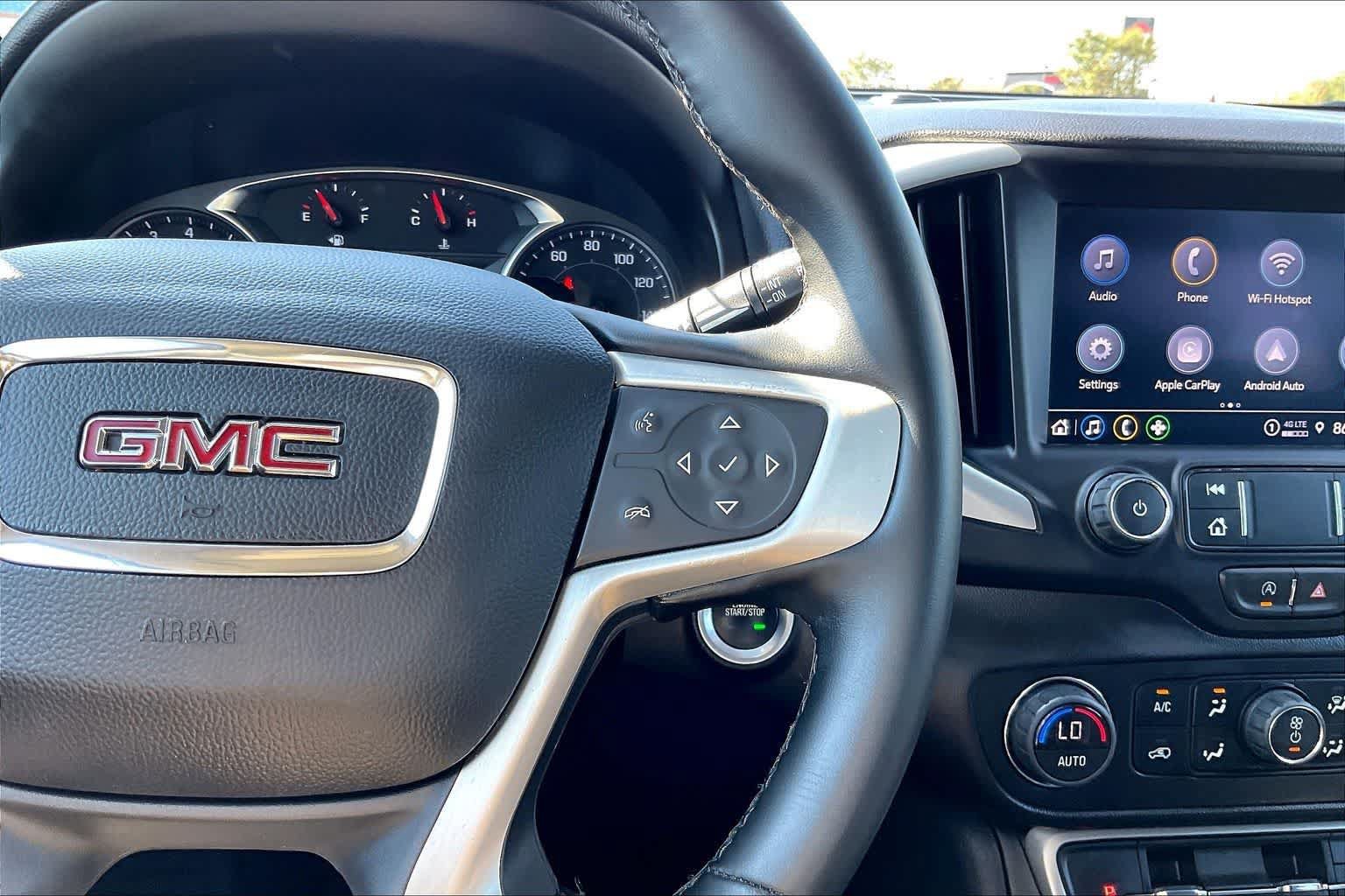 Used 2023 GMC Terrain SLT FWD image 25