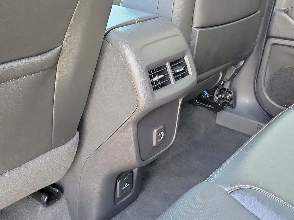 Used 2023 GMC Terrain AT4 AWD/4WD image 13