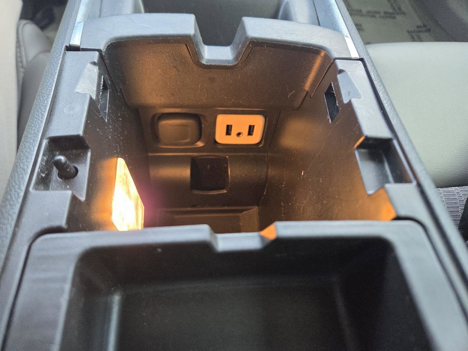 Used 2018 Chevrolet Impala LT FWD image 18