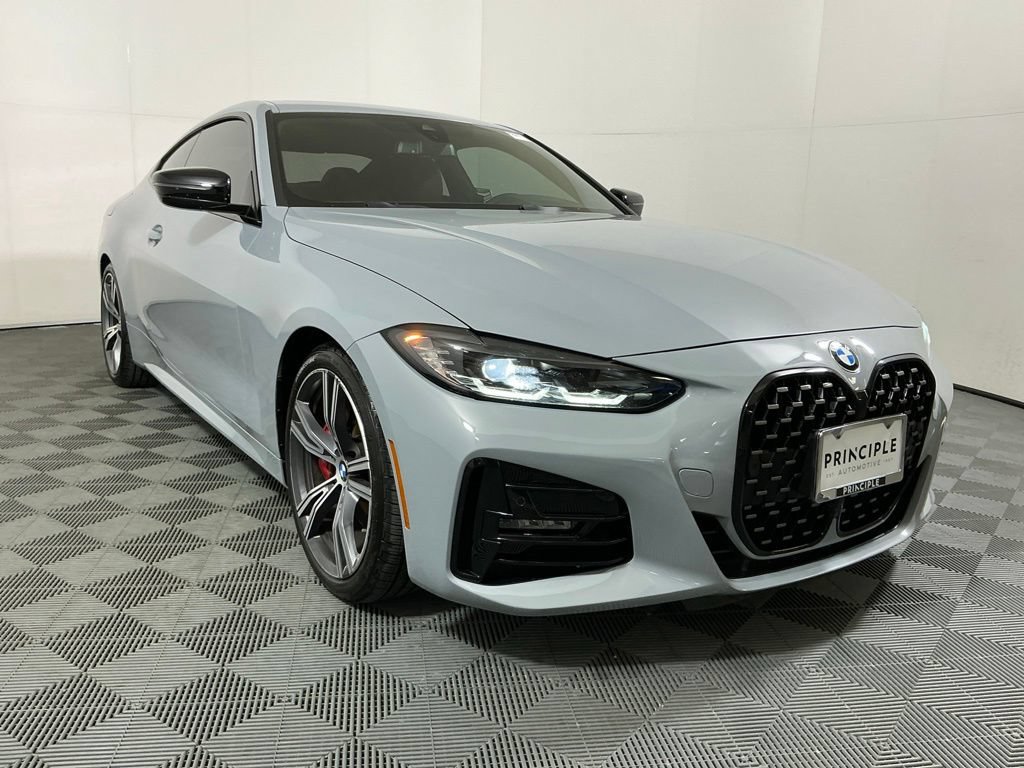 Certified 2022 BMW 430i Coupe w/ M Sport Package RWD image 4