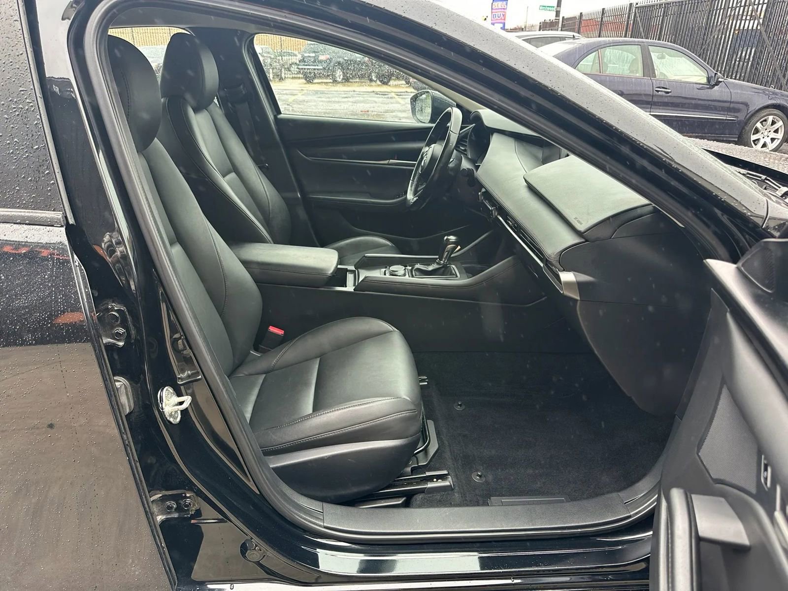 Used 2021 MAZDA MAZDA3 s image 16