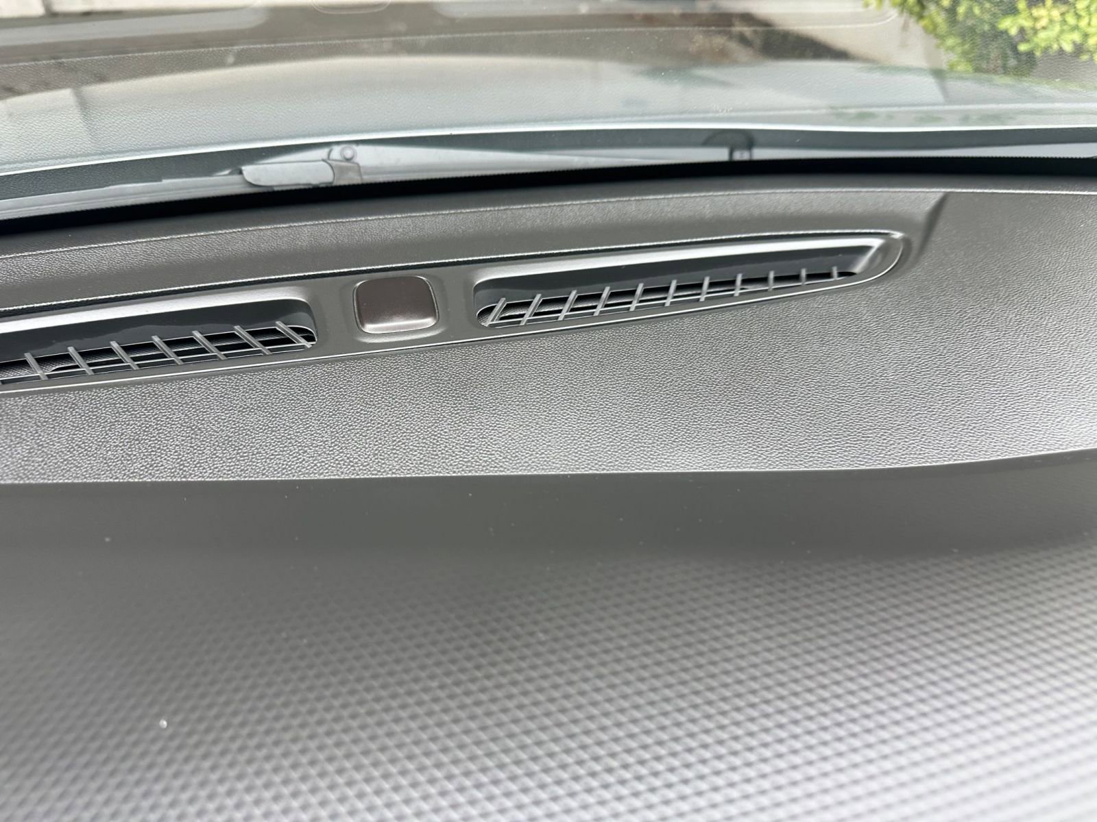 Used 2025 Chevrolet Trax LT image 17