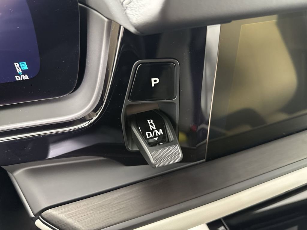 New 2026 Porsche Cayenne GTS image 33