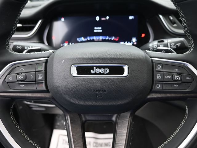 Used 2023 Jeep Grand Cherokee Limited image 15