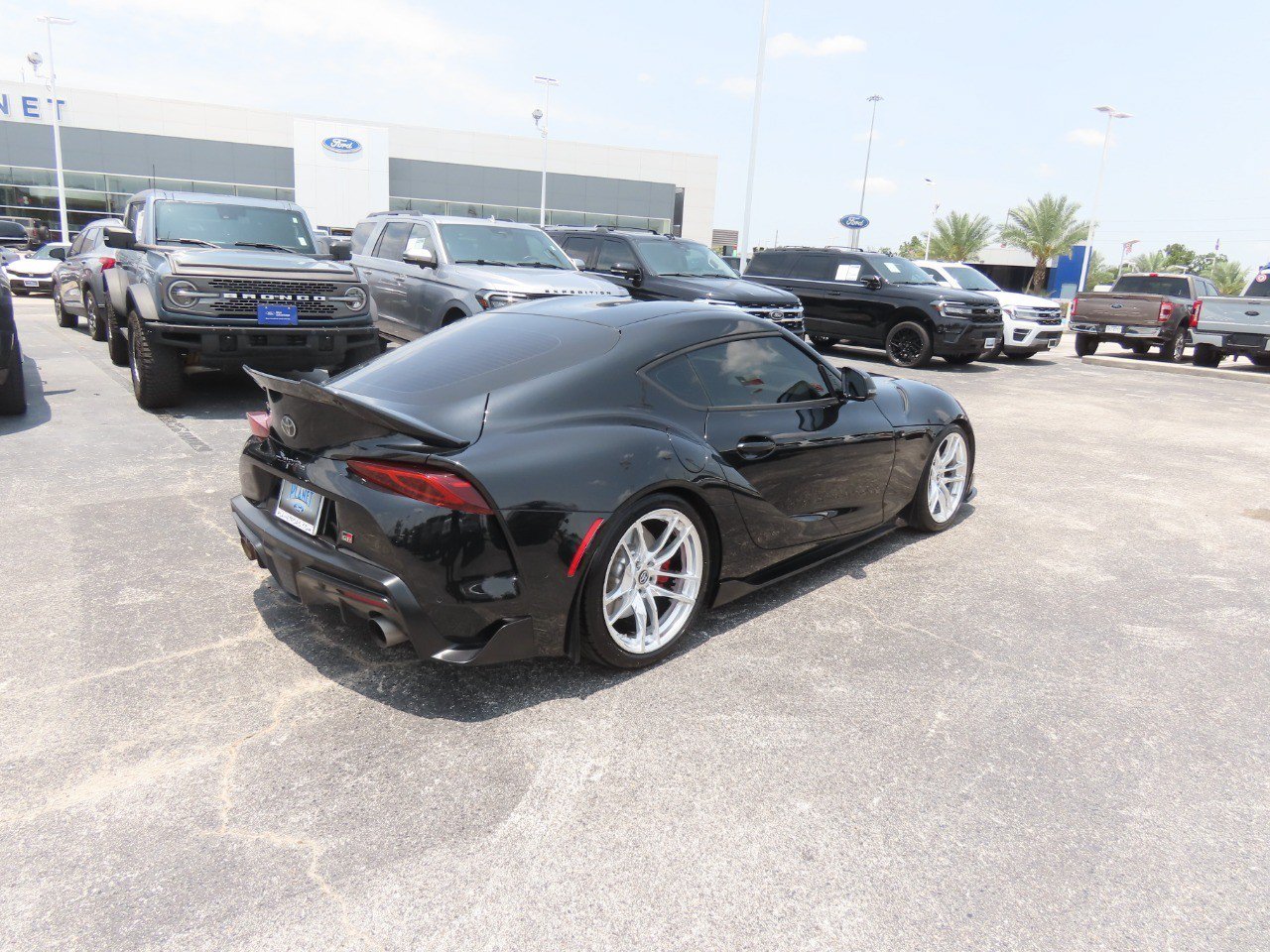 Used 2020 Toyota Supra Premium w/ Driver Assist Package RWD image 11
