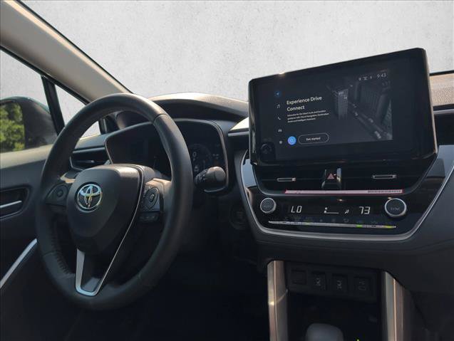 Used 2025 Toyota Corolla Cross XLE w/ Convenience Package AWD/4WD image 27