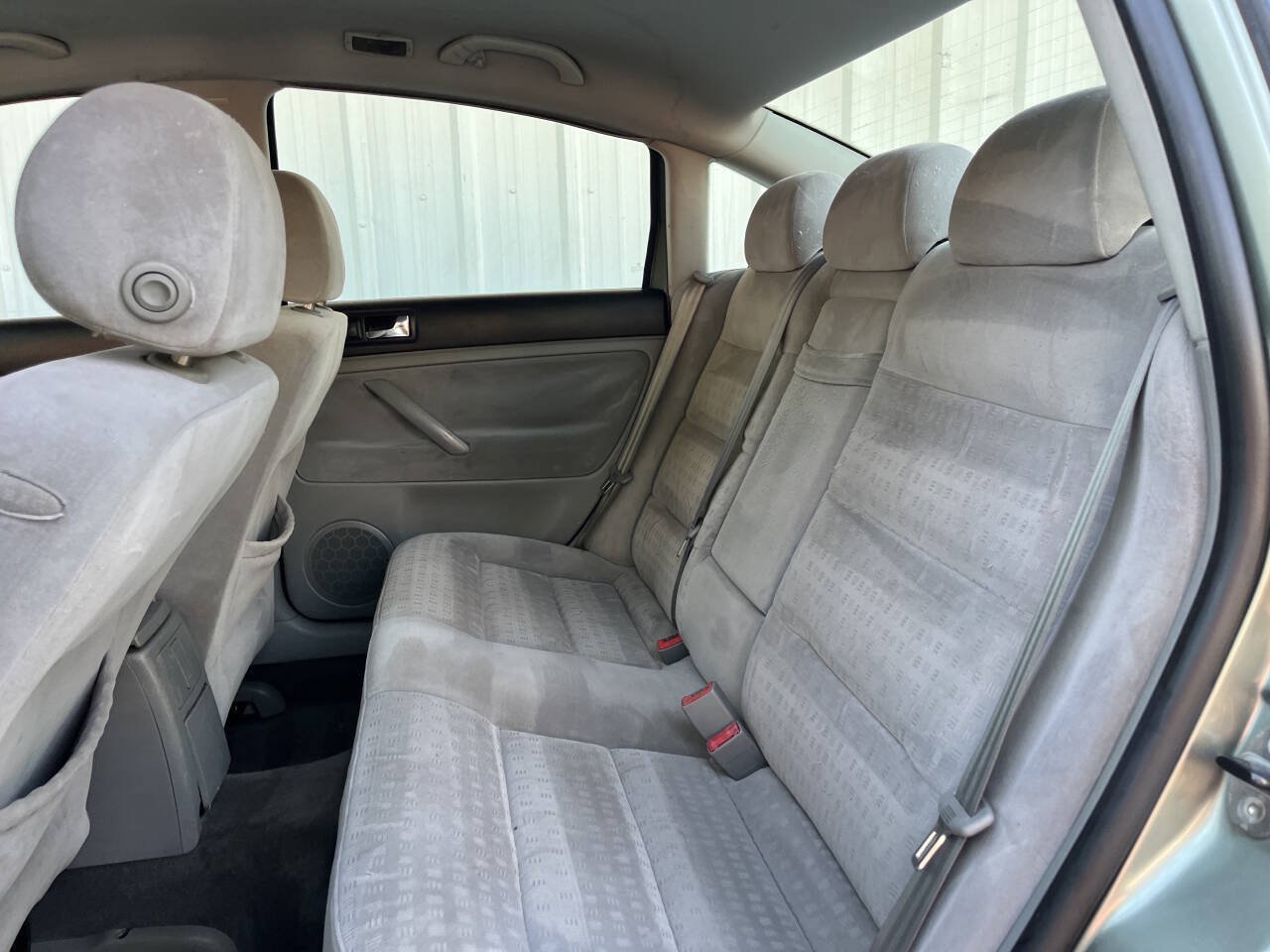 Used 2002 Volkswagen Passat GLS FWD image 13