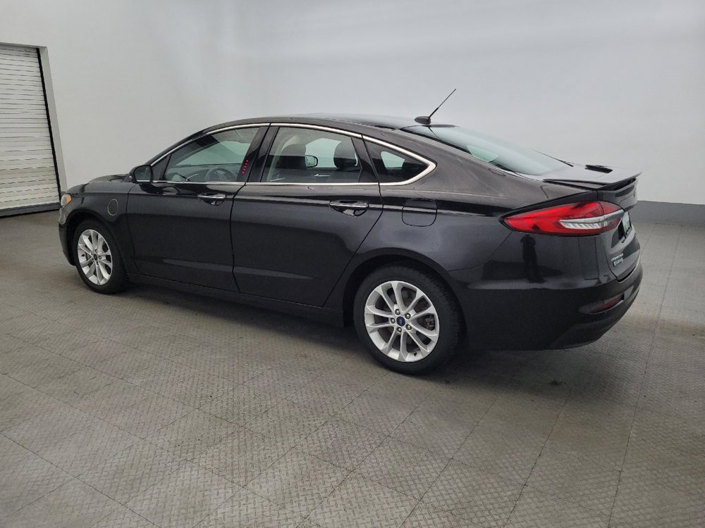 Used 2019 Ford Fusion Energi Titanium image 3
