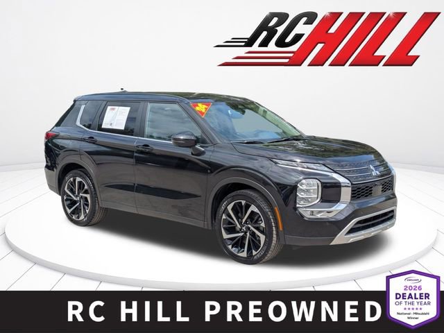 Used 2024 Mitsubishi Outlander SE FWD image 1