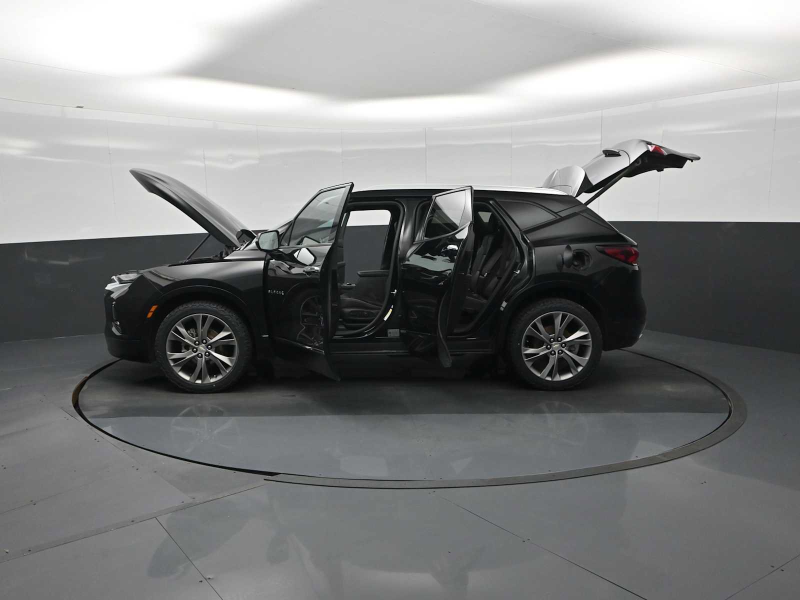 Used 2021 Chevrolet Blazer Premier w/ Driver Confidence II Package AWD/4WD image 38