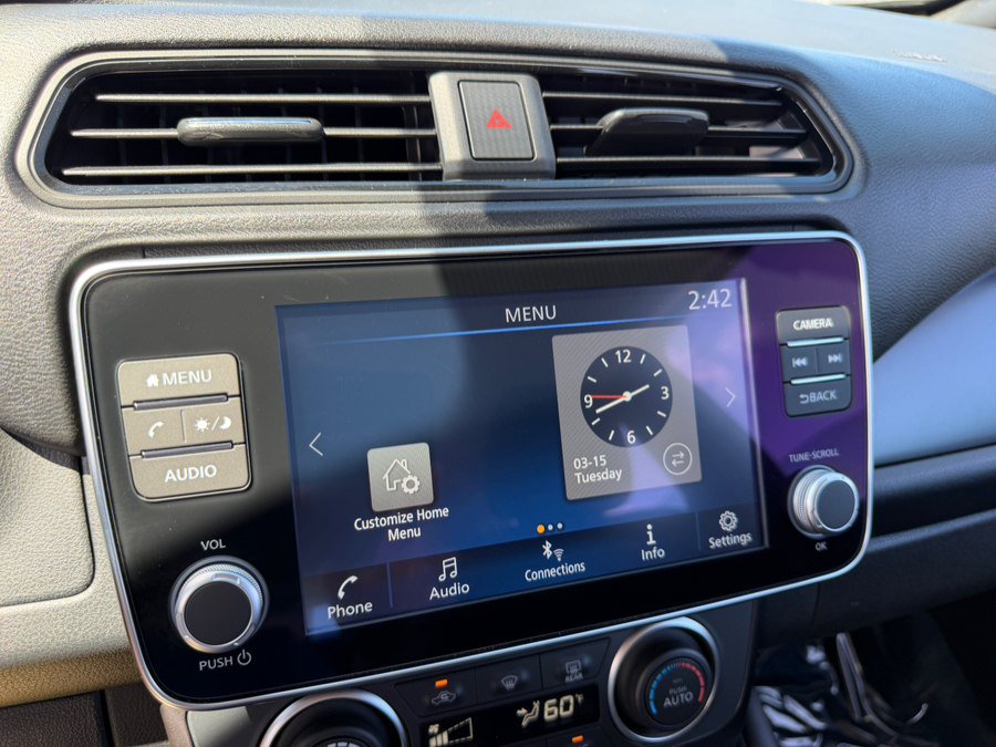 Used 2025 Nissan Leaf S FWD image 23