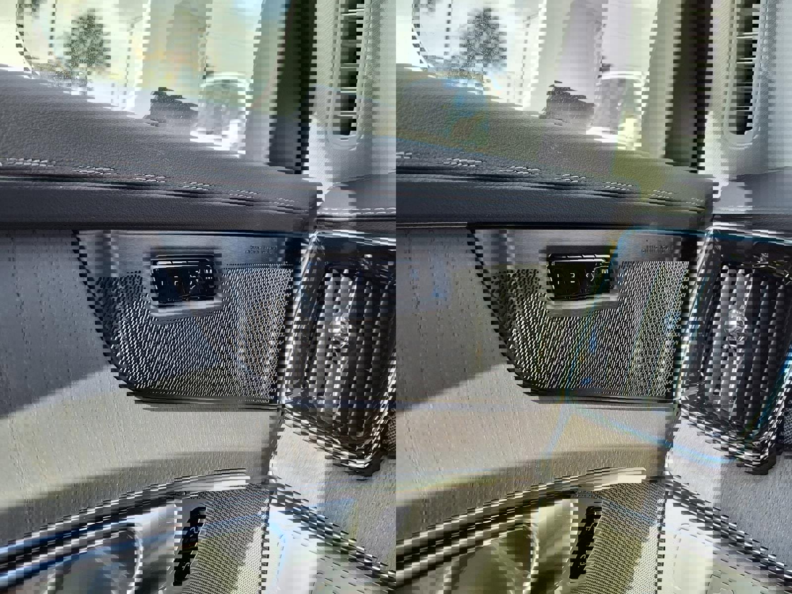 New 2026 Volvo XC90 B6 Ultra w/ Protection Package Premier image 18