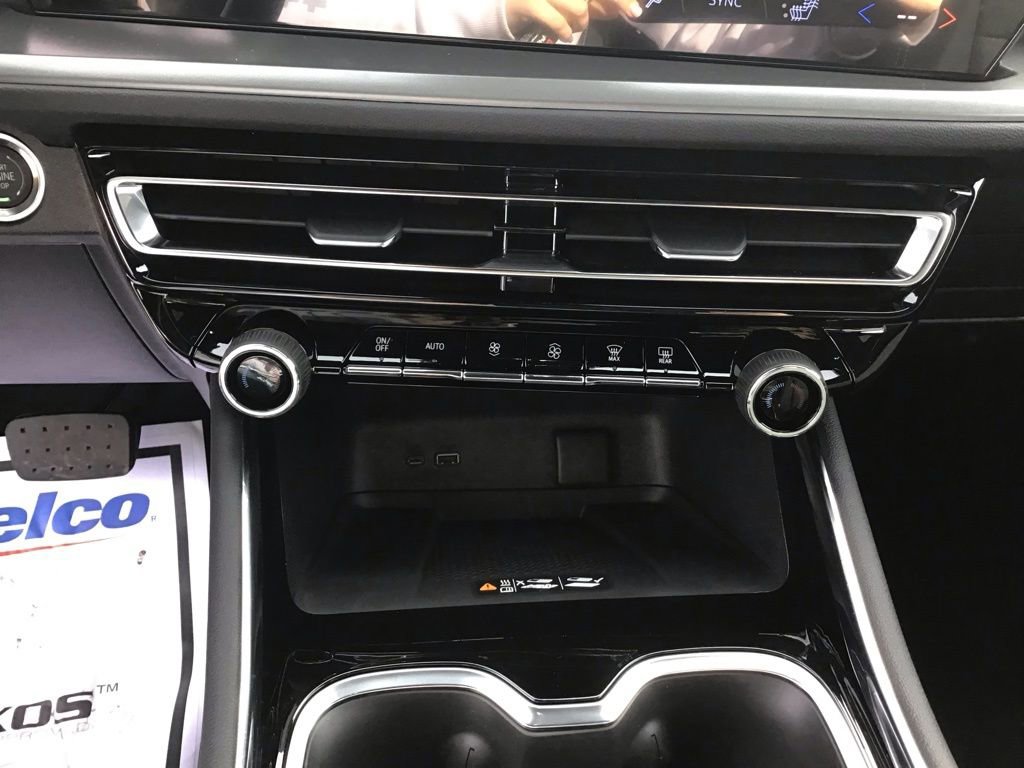 New 2026 Chevrolet Traverse LT w/ Enhanced Driving Package image 42