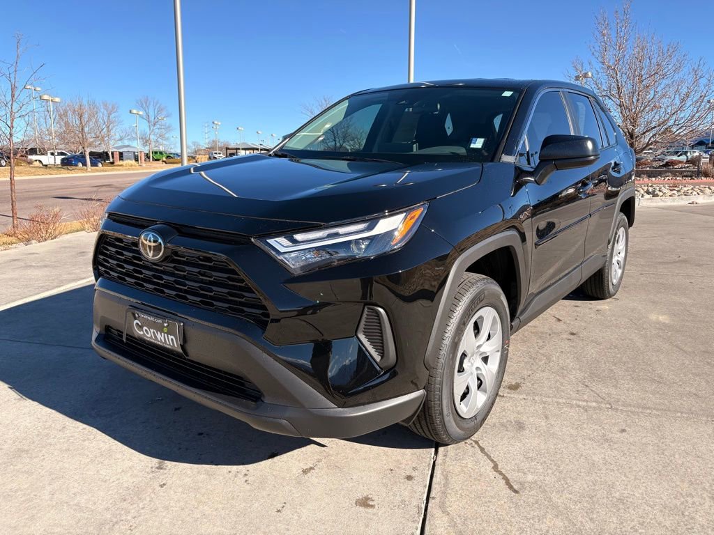 Used 2025 Toyota RAV4 LE image 3