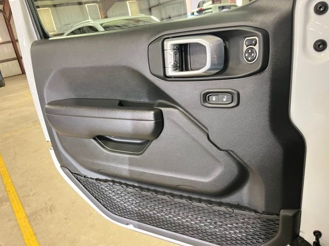 Used 2024 Jeep Wrangler Sport S image 21