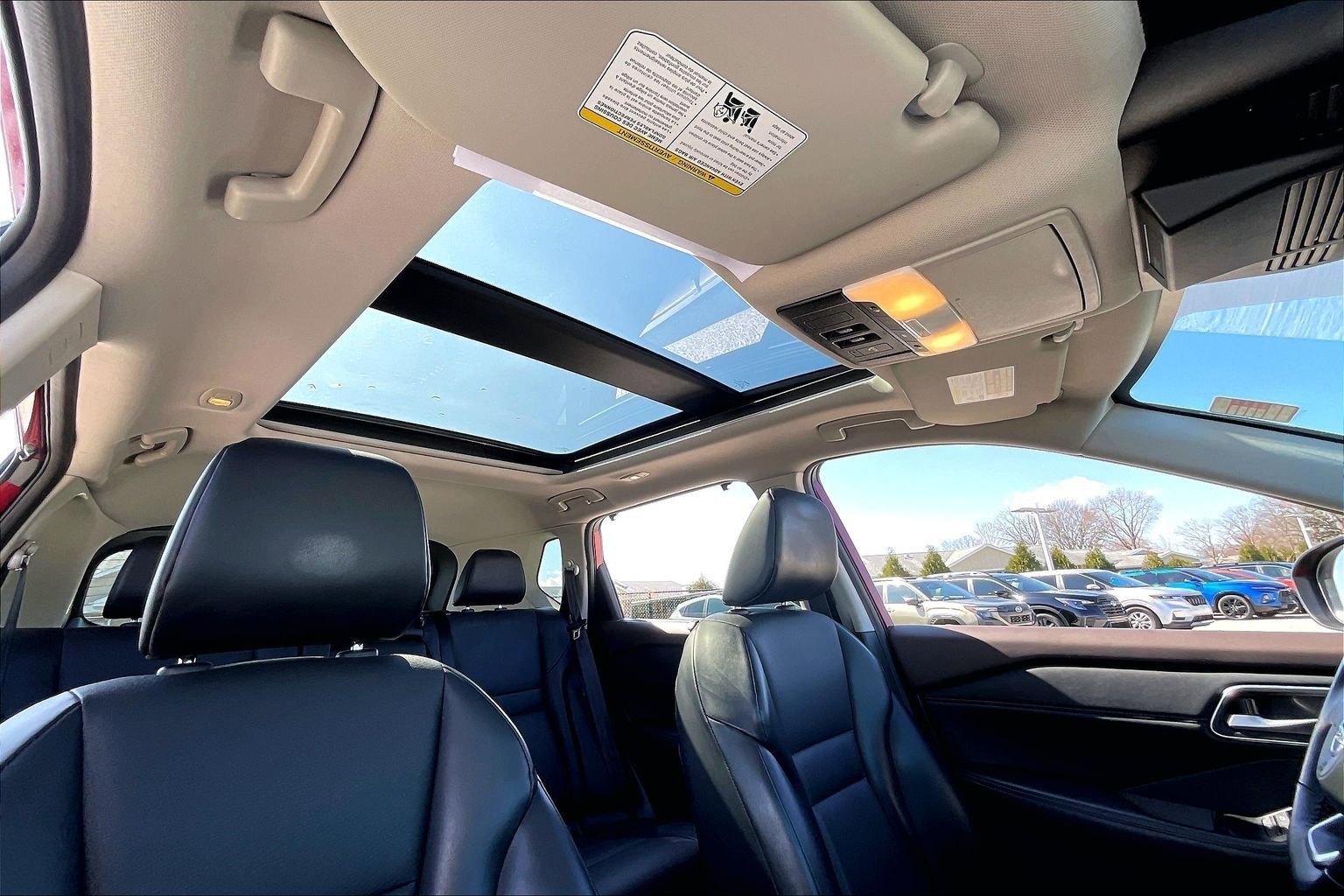 Used 2021 Nissan Rogue SV image 16