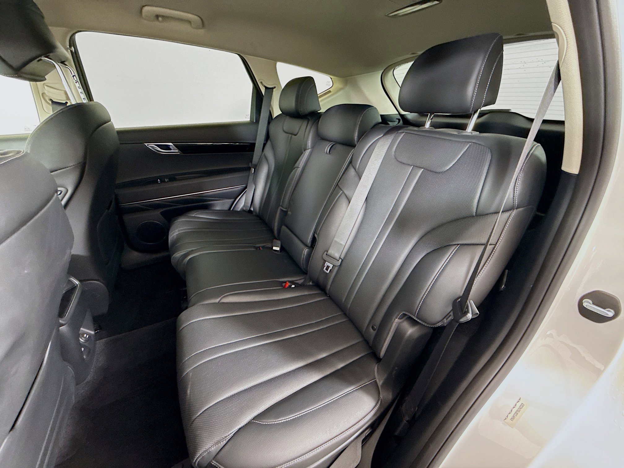 Used 2025 Genesis GV80 2.5T Standard AWD/4WD image 22