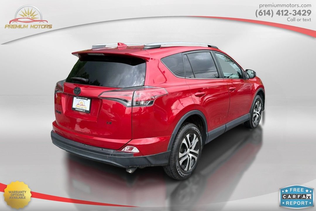 Used 2017 Toyota RAV4 LE FWD image 5