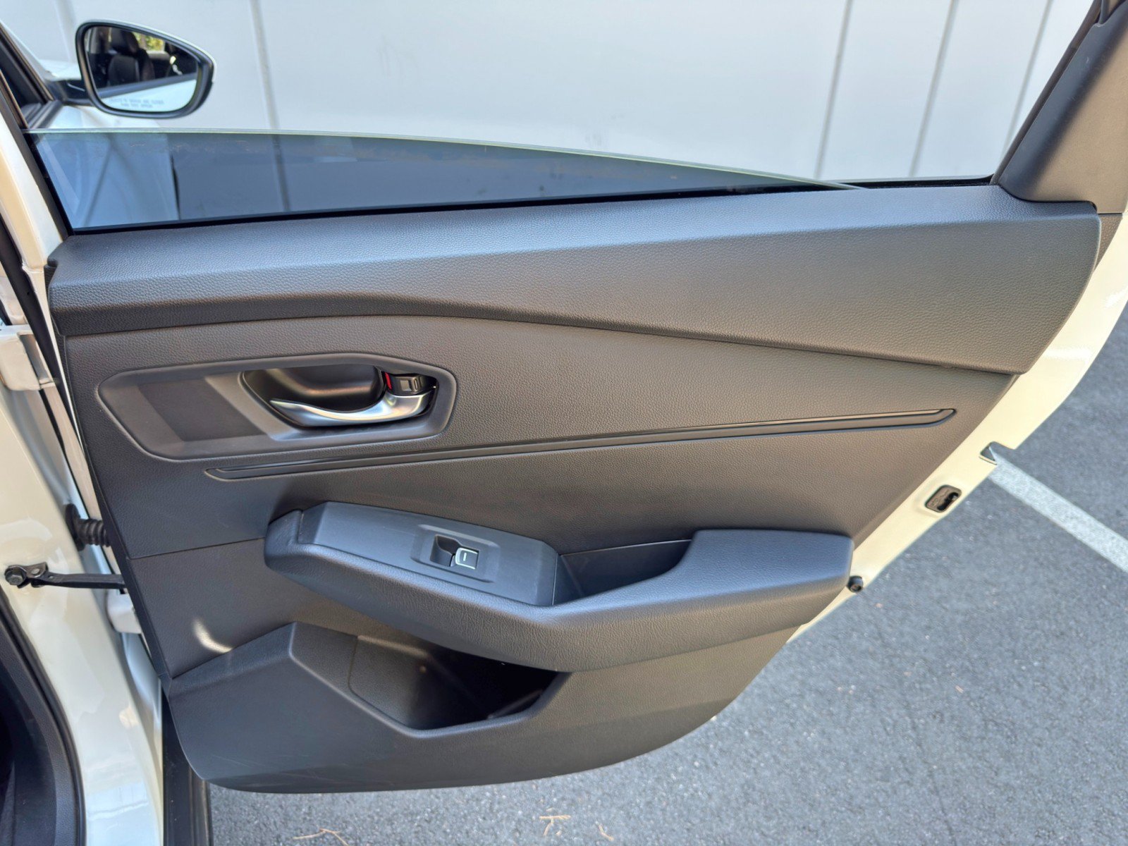 Used 2023 Honda Accord EX image 39