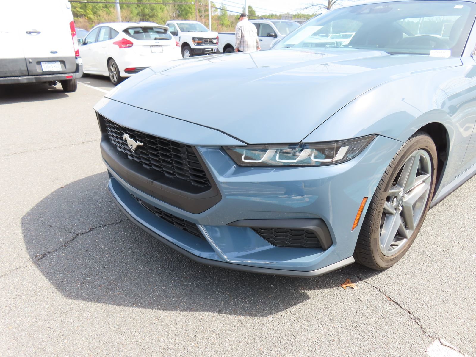 Used 2024 Ford Mustang EcoBoost image 9