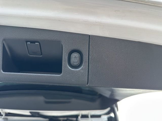 Used 2019 Chevrolet Tahoe LT image 39