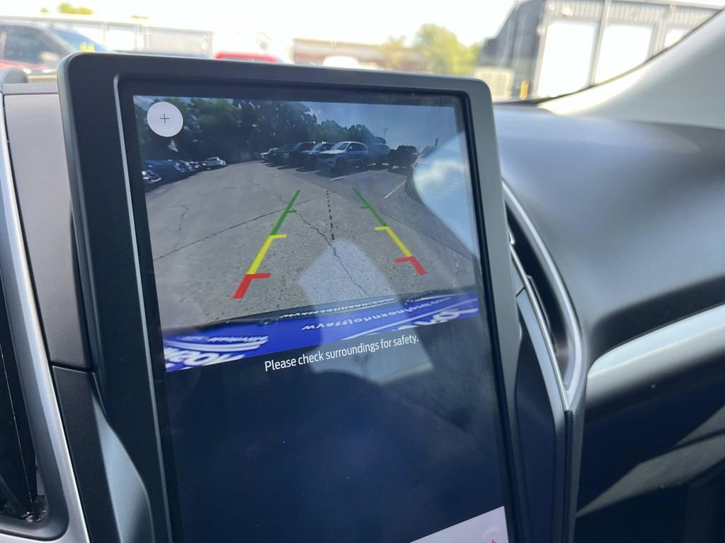 Used 2024 Ford Edge SE image 37