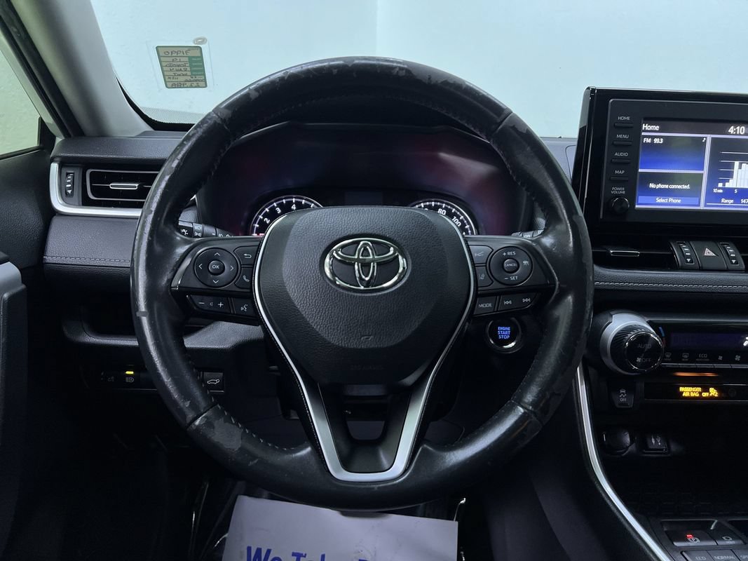 Used 2019 Toyota RAV4 XLE Premium AWD/4WD image 20