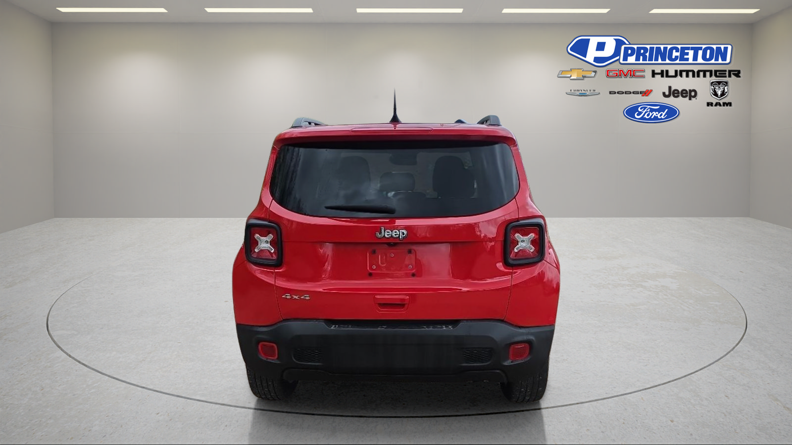 Used 2023 Jeep Renegade Latitude w/ Sun & Fun Group AWD/4WD image 6