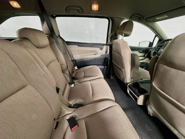 Used 2019 Honda Odyssey EX image 24