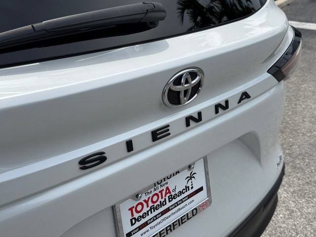 Certified 2026 Toyota Sienna XLE FWD image 16