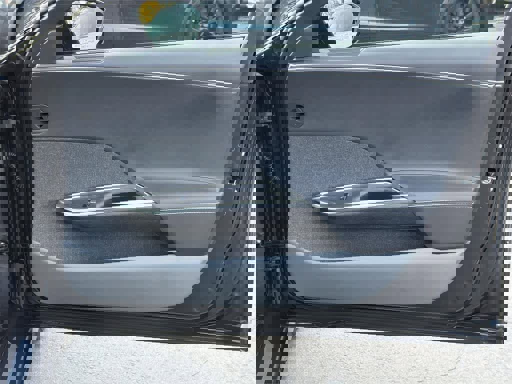 Used 2024 Lucid Air Touring image 32