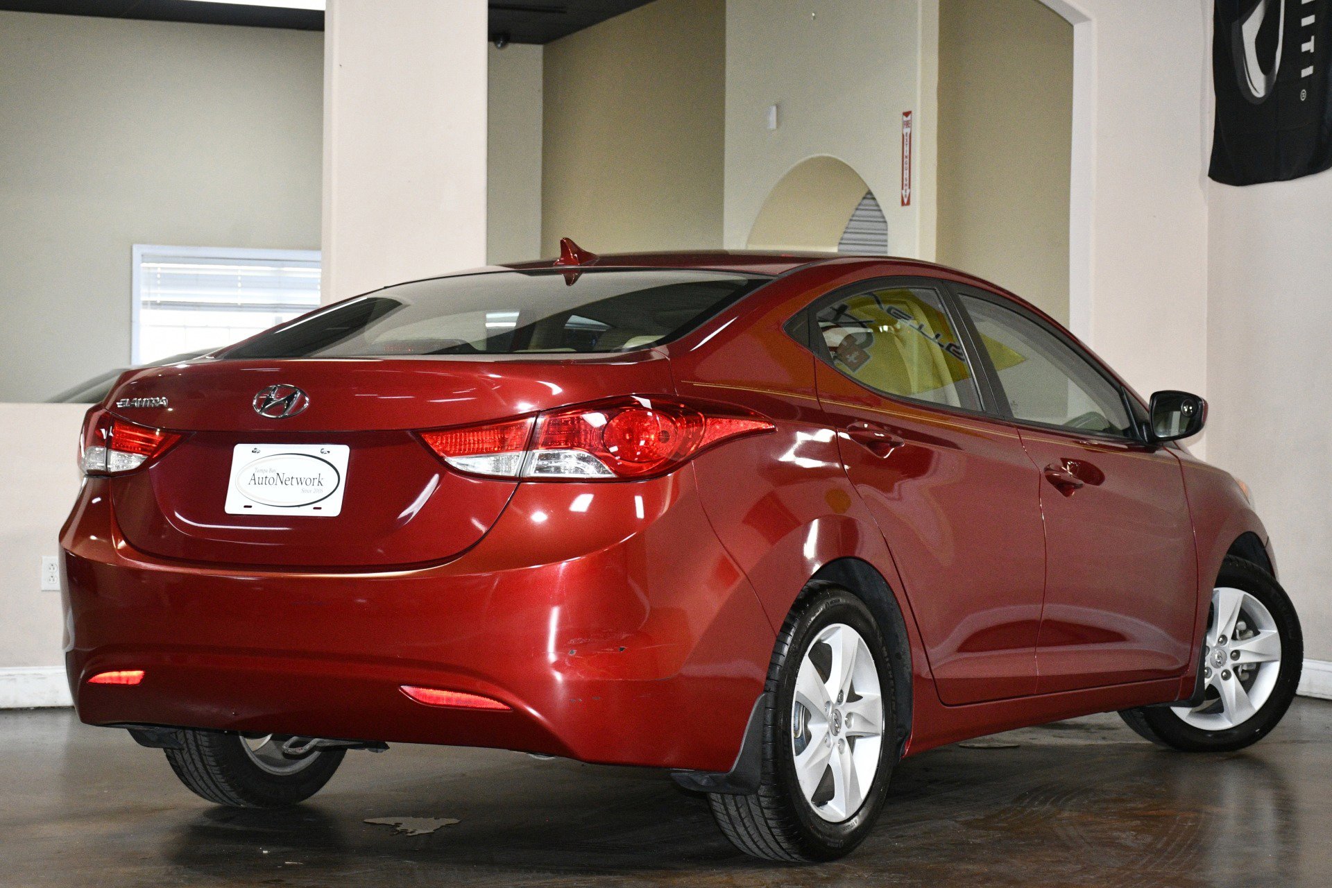 Used 2013 Hyundai Elantra GLS w/ Preferred Pkg FWD image 5