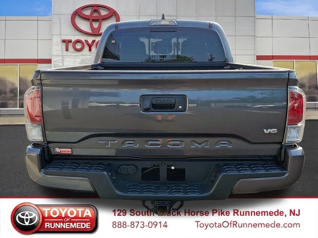 Certified 2023 Toyota Tacoma TRD Sport AWD/4WD image 5