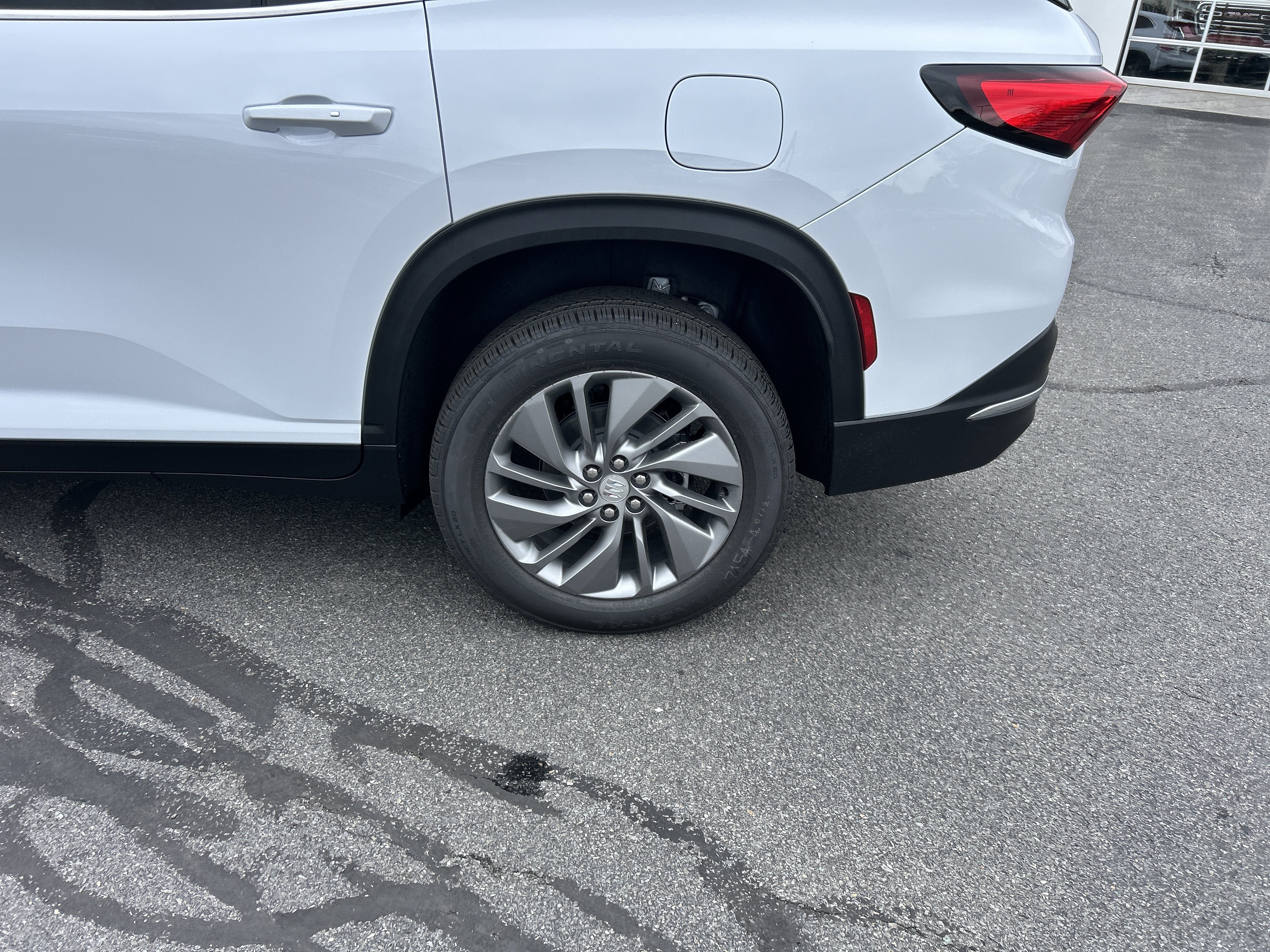 New 2027 Buick Enclave Preferred w/ Power Package AWD/4WD image 4