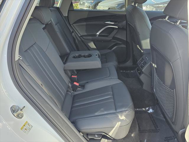 Used 2026 Audi Q5 Premium AWD/4WD image 6