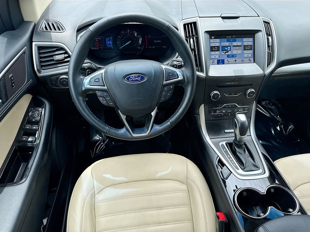 Used 2017 Ford Edge SEL w/ Equipment Group 201A FWD image 17