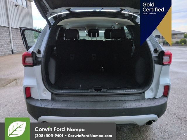 Certified 2025 Ford Escape Platinum AWD/4WD image 30