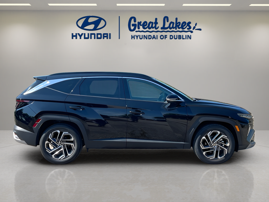 Certified 2025 Hyundai Tucson Limited FWD image 6