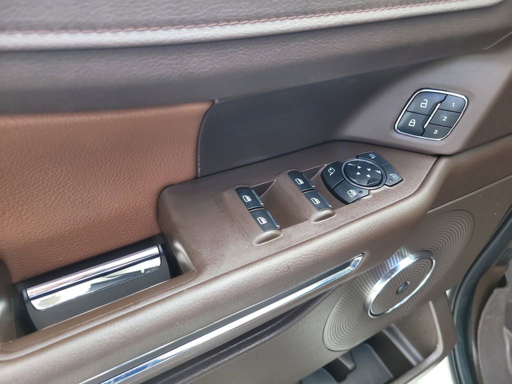 Used 2024 Ford Expedition Max King Ranch image 18