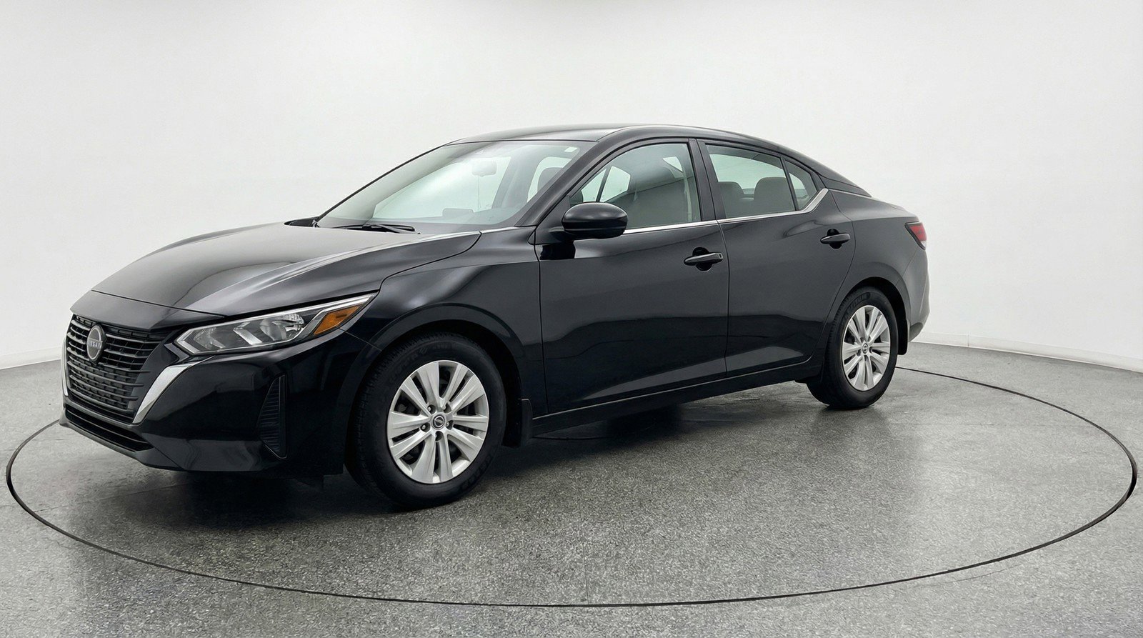 Used 2025 Nissan Sentra S image 3