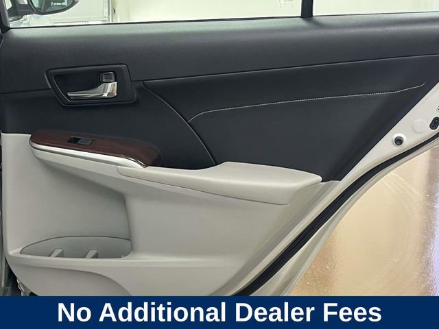 Used 2013 Toyota Camry XLE w/ Leather Pkg FWD image 25