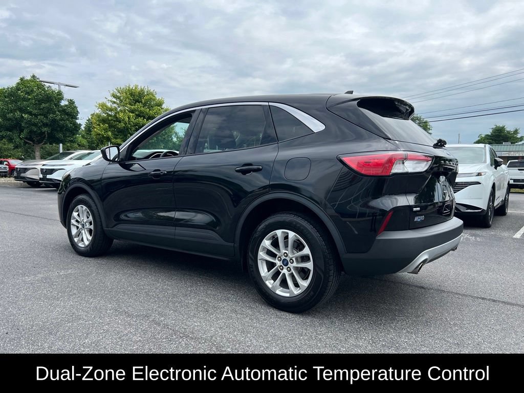 Used 2021 Ford Escape SE w/ Convenience Package AWD/4WD image 10