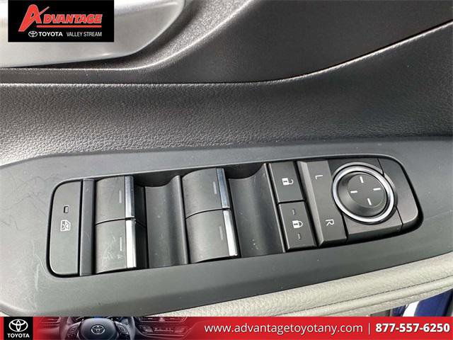 Certified 2025 Toyota Grand Highlander AWD image 21