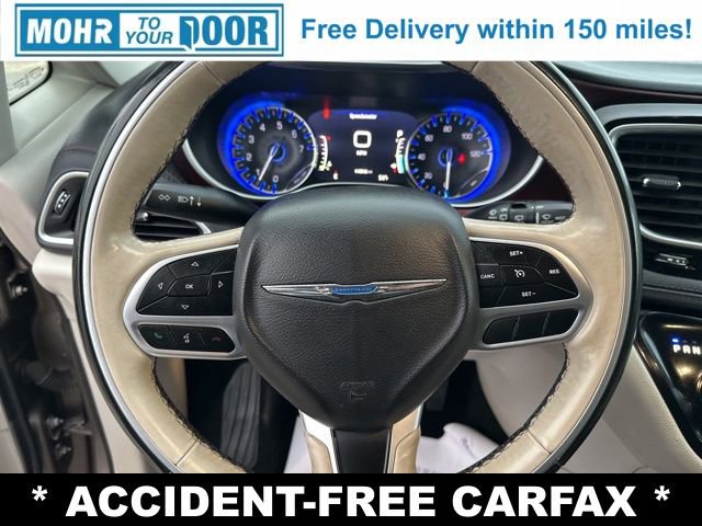 Used 2018 Chrysler Pacifica Limited image 15