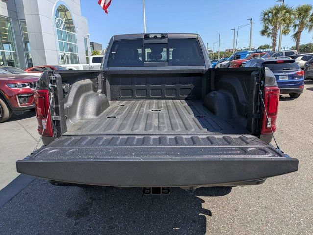 New 2026 RAM 2500 Laramie AWD/4WD image 12